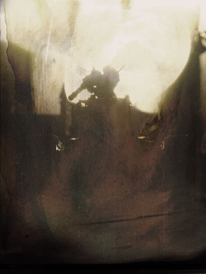 Tank Silhouette: Miniatures Painted by Luke Yates & Laurie Goodridge. Copyright © Games Workshop Limited 2007